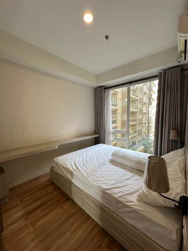 apartemen full furnished di landmark residence