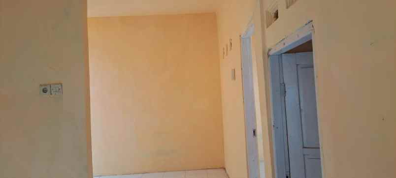 d jual rumah strategis siap huni