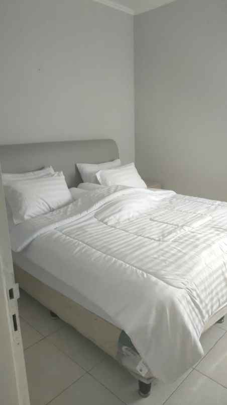 di sewakan apartment crown court lippo cikarang