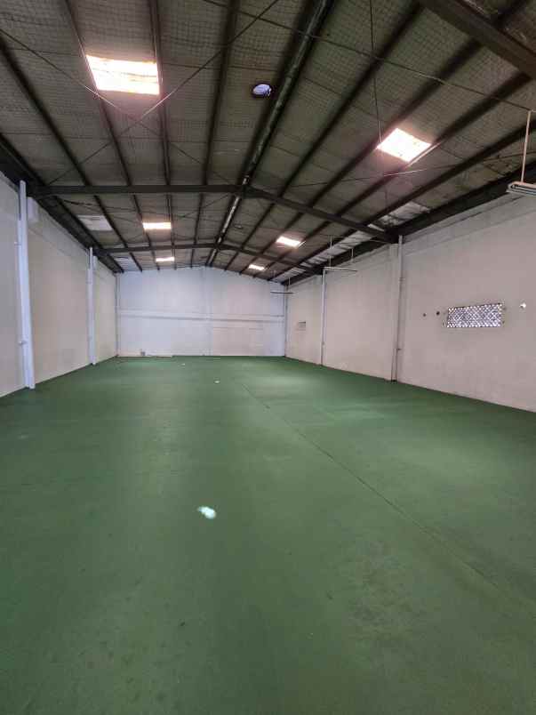 di sewakan gudang industri siap pakai di jababeka