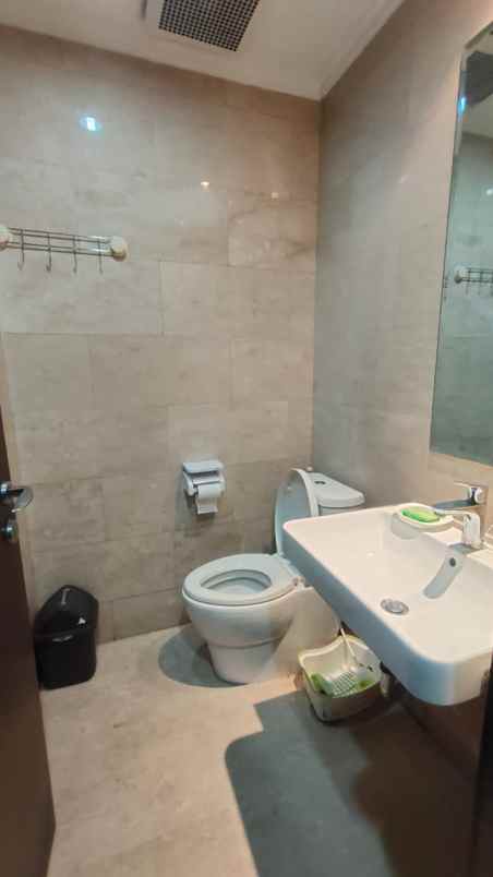 dijual apartemen apartemen menteng park