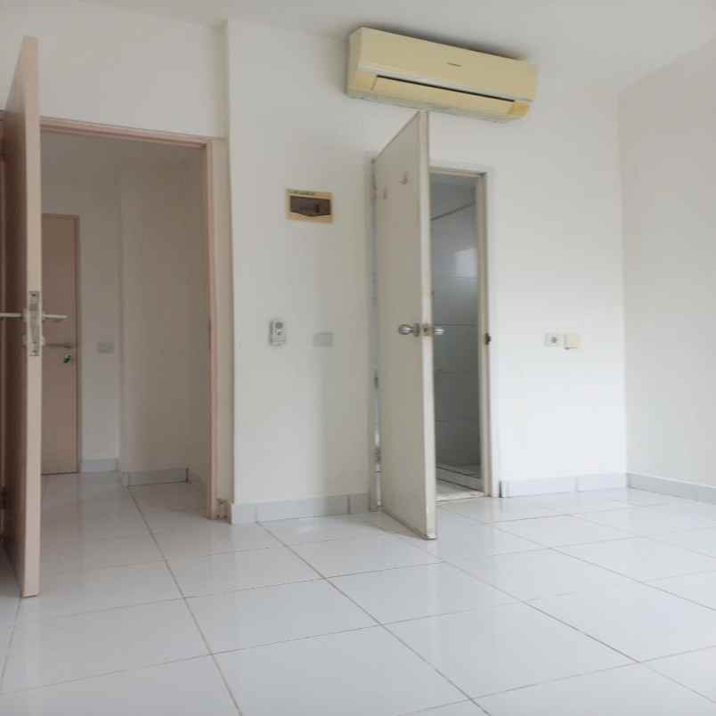 dijual apartemen jl marsekal suryadarma