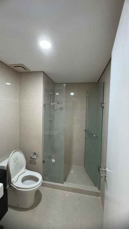 dijual apartemen the voila ciputra world
