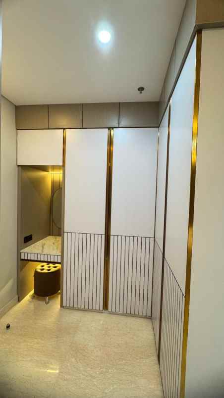 dijual apartemen the voila ciputra world