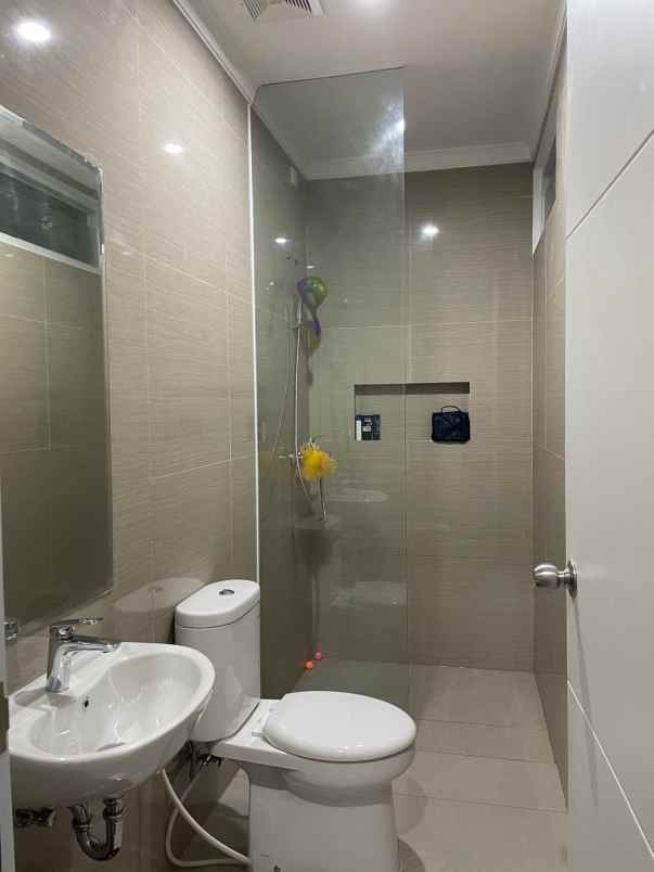 dijual cepat rumah siap huni di citraland cibubur