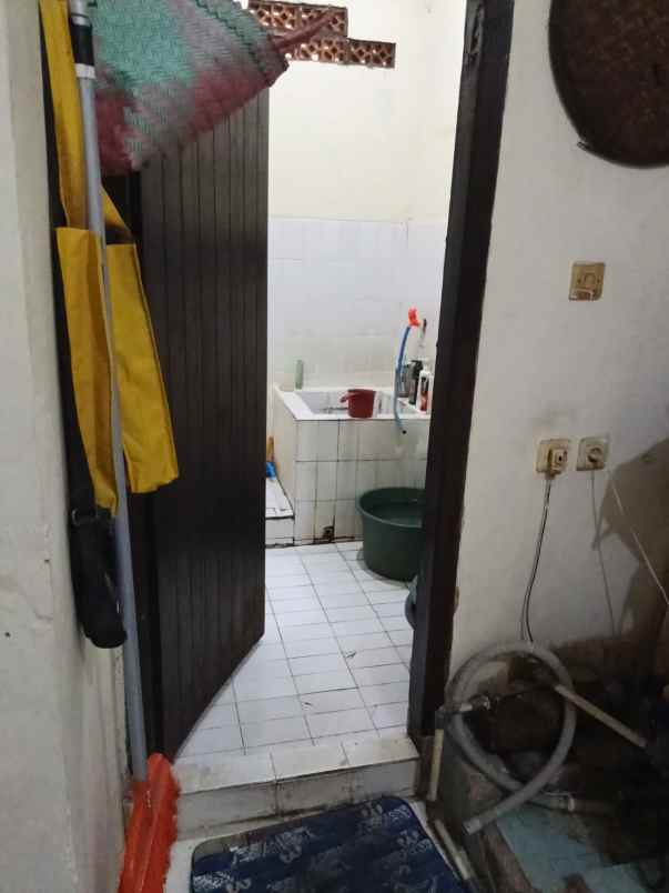 dijual full renovasi rumah bagus di pamulang tangsel