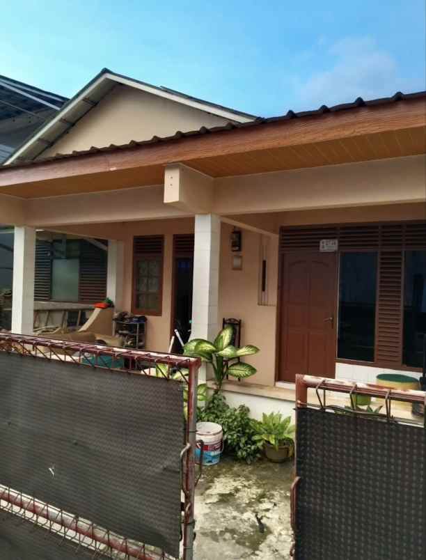 dijual full renovasi rumah bagus di pamulang tangsel