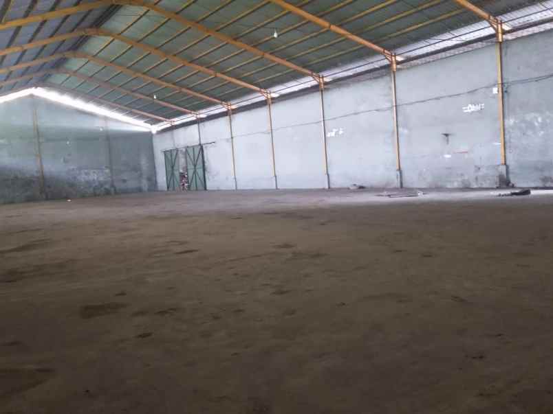 dijual gudang di mojoagung jombang