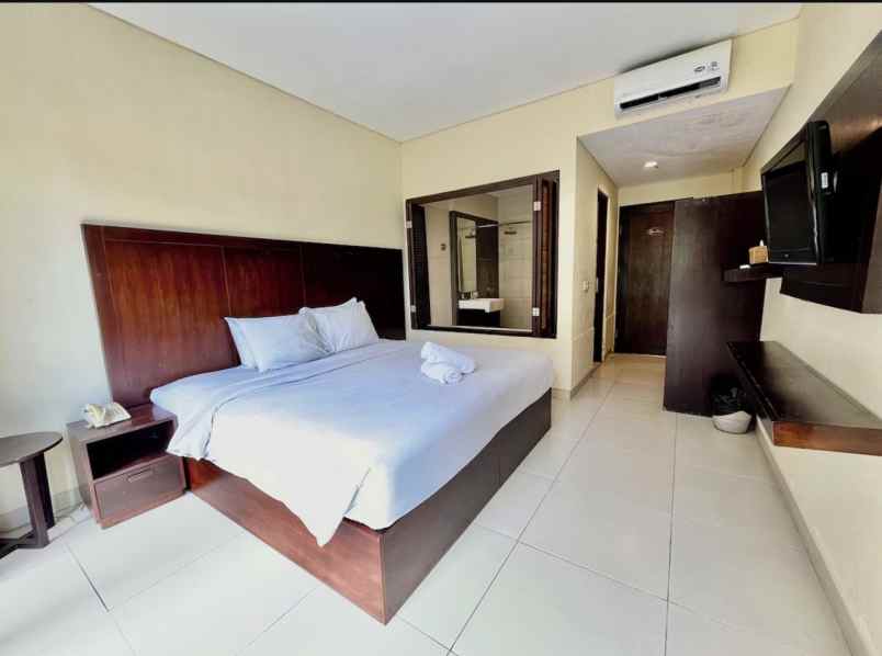 dijual hotel jl blambangan kuta kec