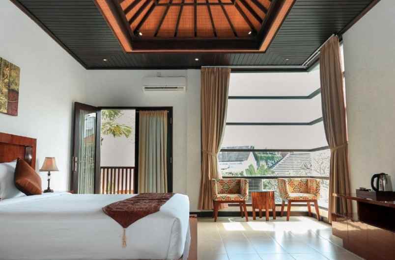 dijual hotel jl shri lakshmi legian kec