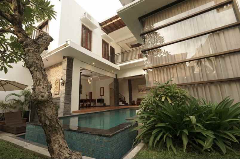 dijual hotel jl shri lakshmi legian kec