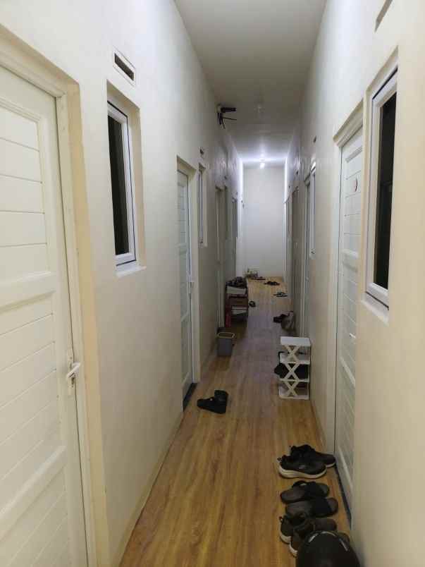 dijual kost exclusive baru di kalideres