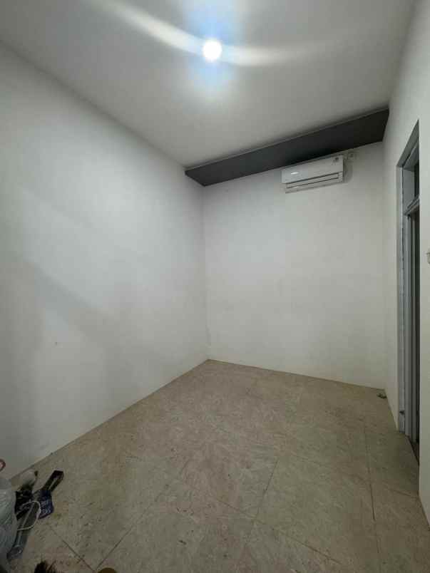 dijual kost lowokwaru