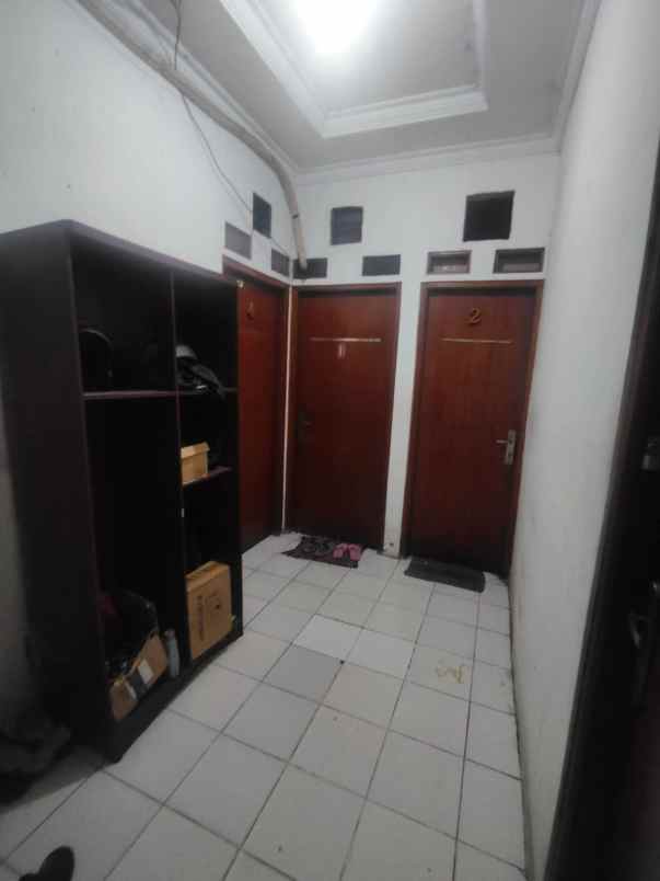 dijual kost rawa badak