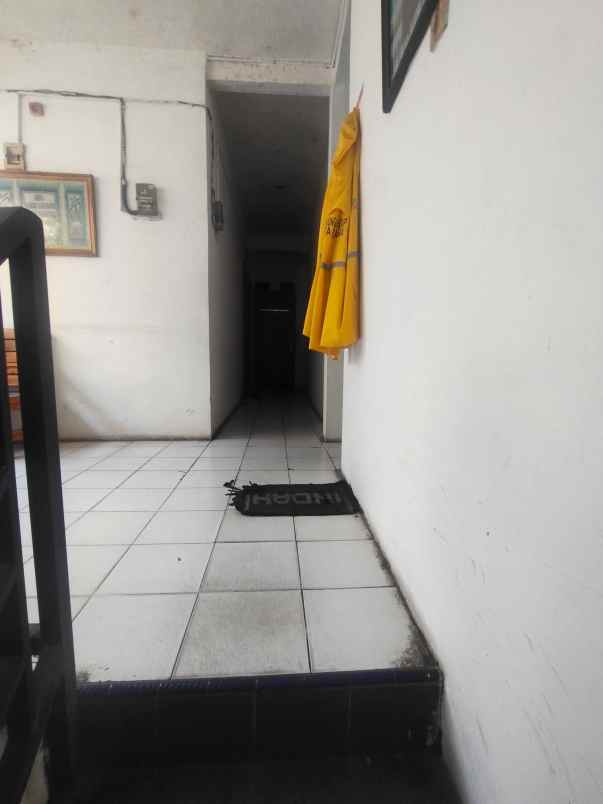 dijual kost rawa badak