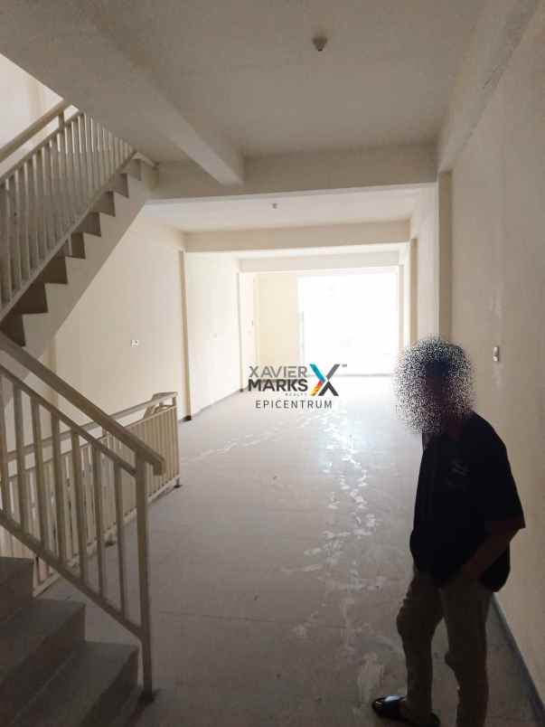 dijual ruko di raya dharmahusada unair 3 lantai