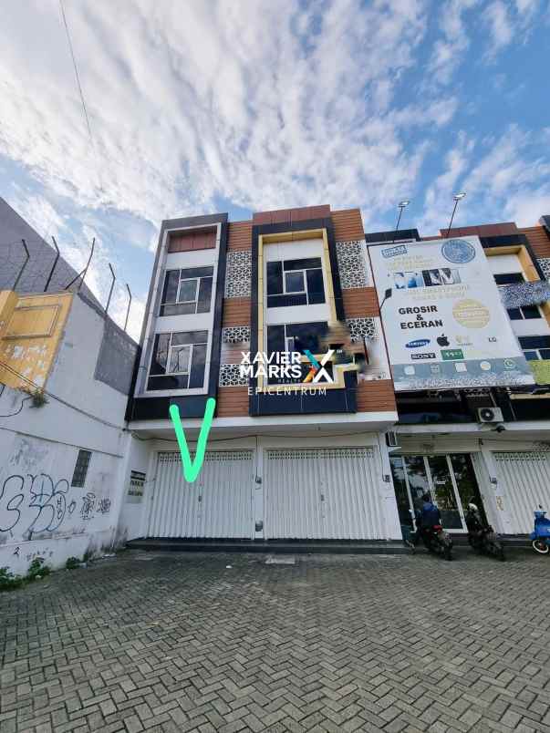 dijual ruko di raya dharmahusada unair 3 lantai