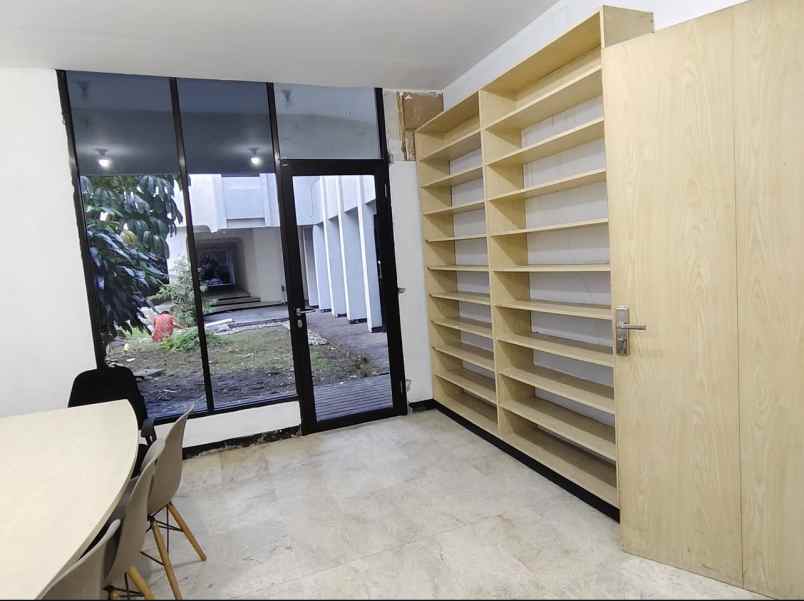 dijual ruko gudang kantor darmo kec wonokromo