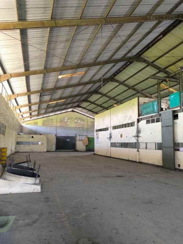 dijual ruko gudang kantor jalan raya setu bekasi