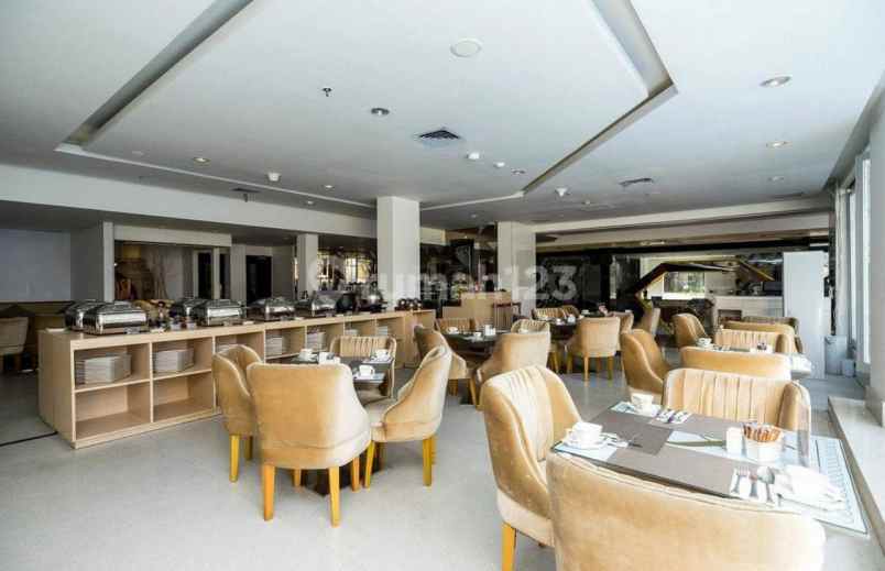 dijual ruko gudang kantor raya legian kec kuta kab