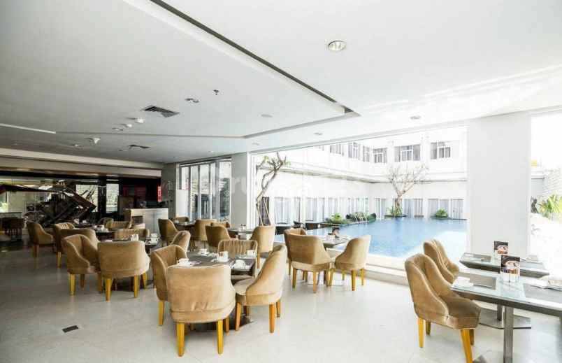 dijual ruko gudang kantor raya legian kec kuta kab