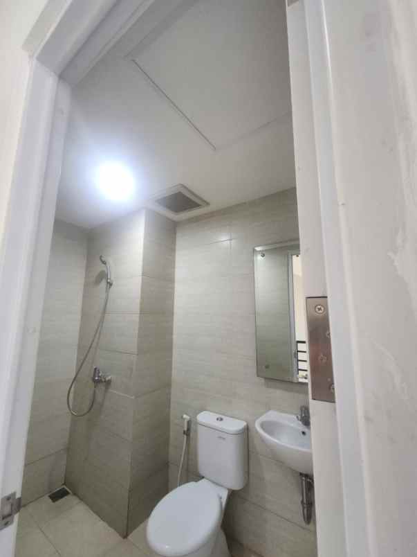 dijual ruko gudang kantor ruko gravitas lavon