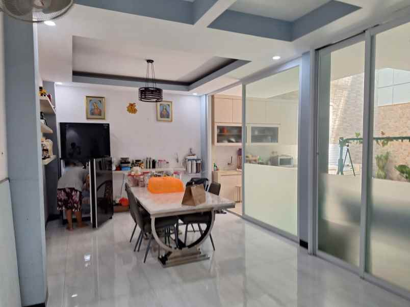 dijual ruko gudang kantor taman palem lestari