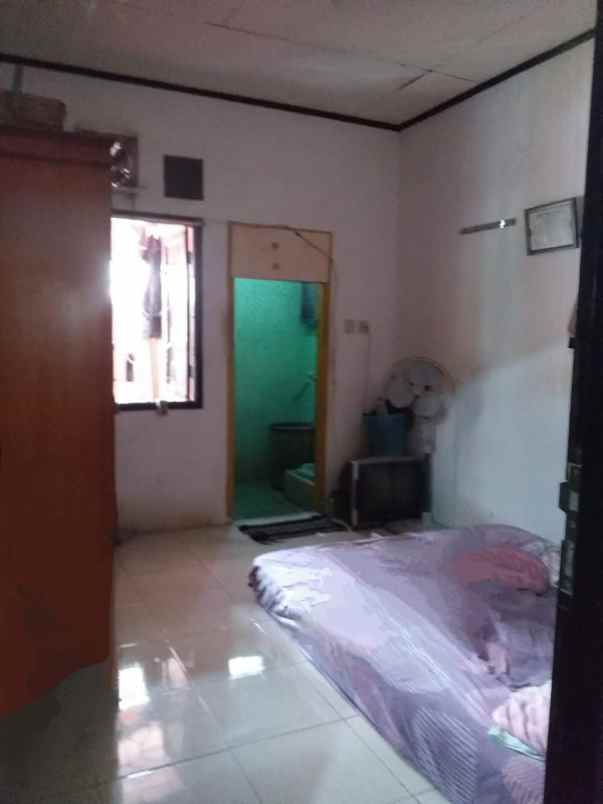 dijual rumah 2 lantai beji depok