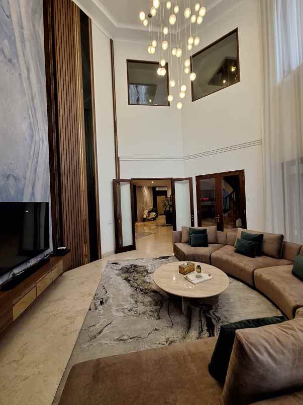 dijual rumah adhyaksa lebak bulus