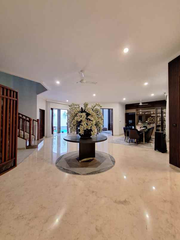 dijual rumah adhyaksa lebak bulus