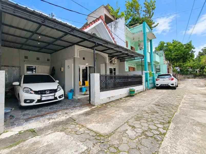 dijual rumah ambarukmo