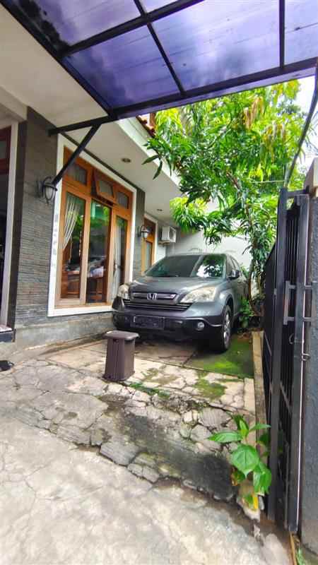 dijual rumah angkaln jati jati waringin