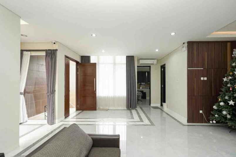 dijual rumah asera one east harapan
