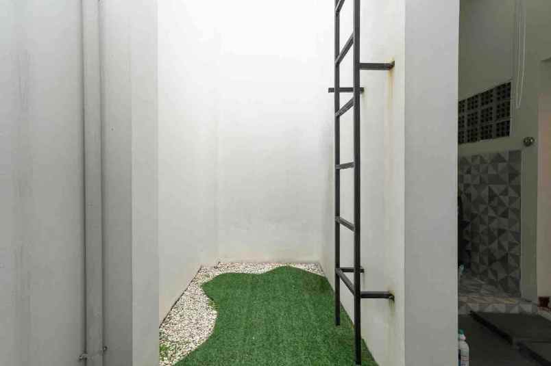 dijual rumah asera one east harapan