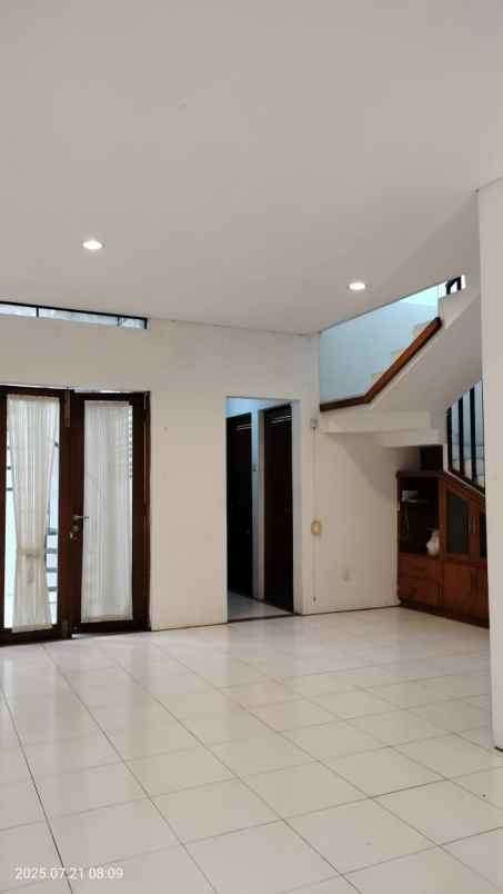 dijual rumah babakan loa