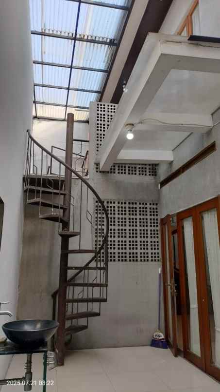 dijual rumah babakan loa