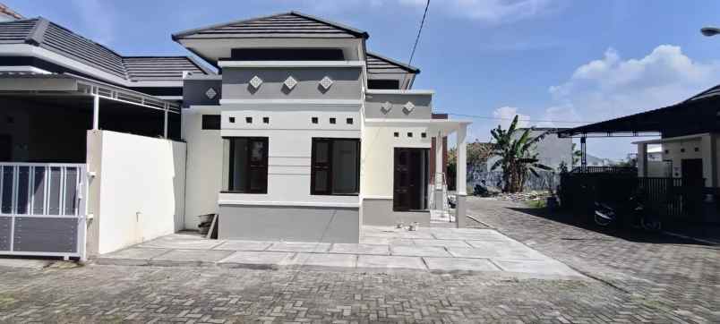 dijual rumah banguntapan bantul yogyakarta