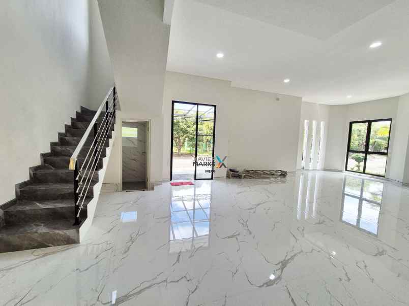 dijual rumah baru bagus di jemursari regency