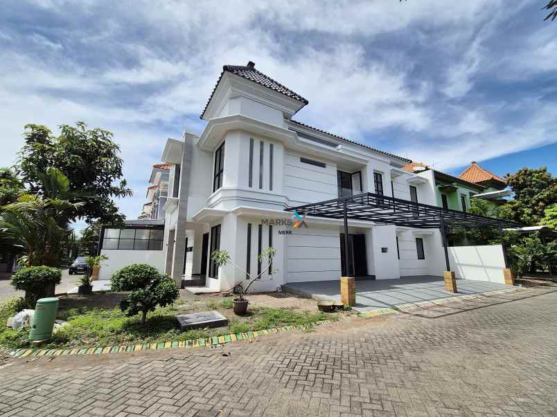 dijual rumah baru bagus di jemursari regency