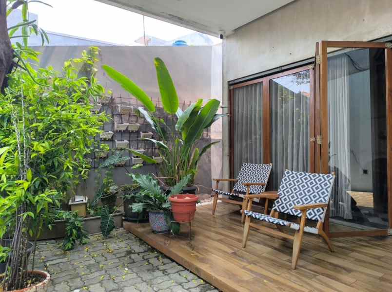 dijual rumah cempaka baru kemayaron