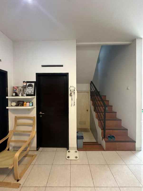 dijual rumah cijagra lengkong buah batu