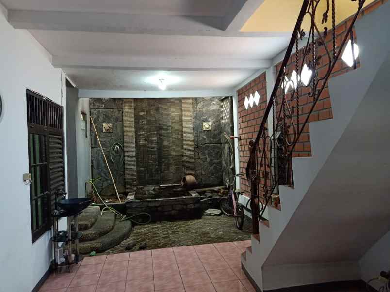 dijual rumah cijambe ujungberung kota