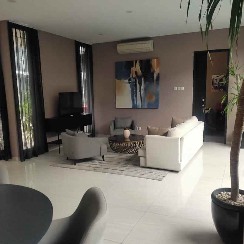 dijual rumah cilandak timur