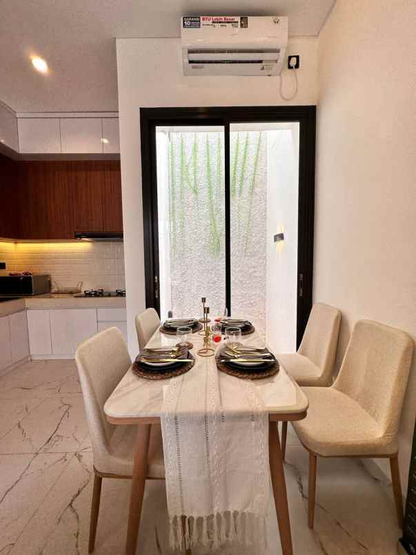 dijual rumah cilangkap