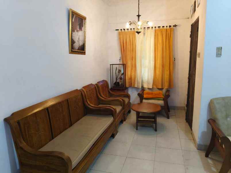 dijual rumah cilangkap depok