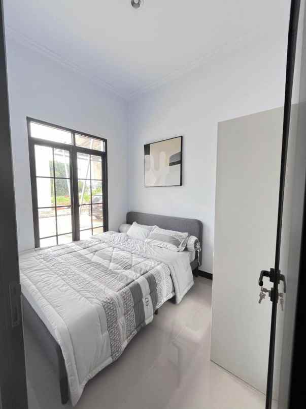 dijual rumah cimuning