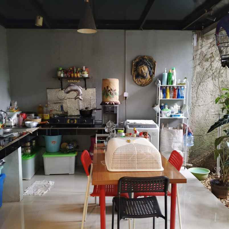 dijual rumah cinere depok kota depok