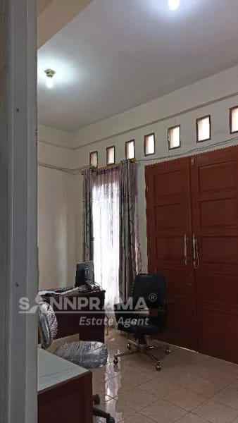 dijual rumah cipayung