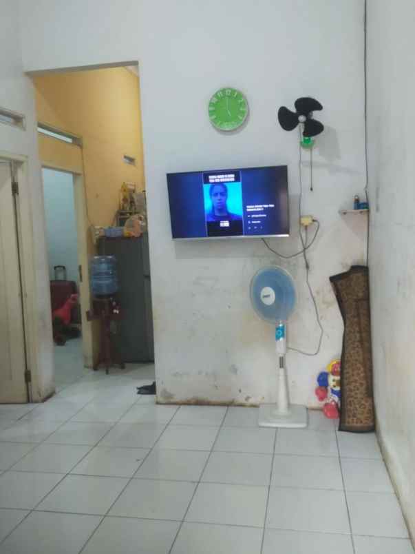 dijual rumah cipayung depok