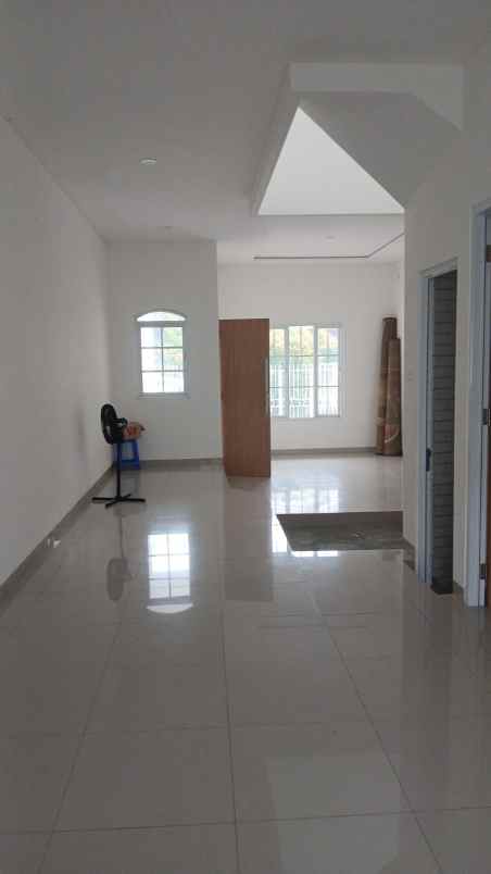 dijual rumah cipayung jaktim